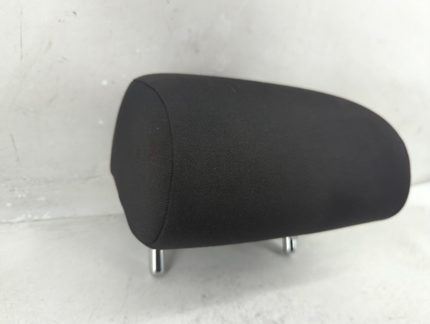2012 Volkswagen Jetta Headrest Head Rest Rear Center Seat Fits OEM Used Auto Parts - Oemusedautoparts1.com