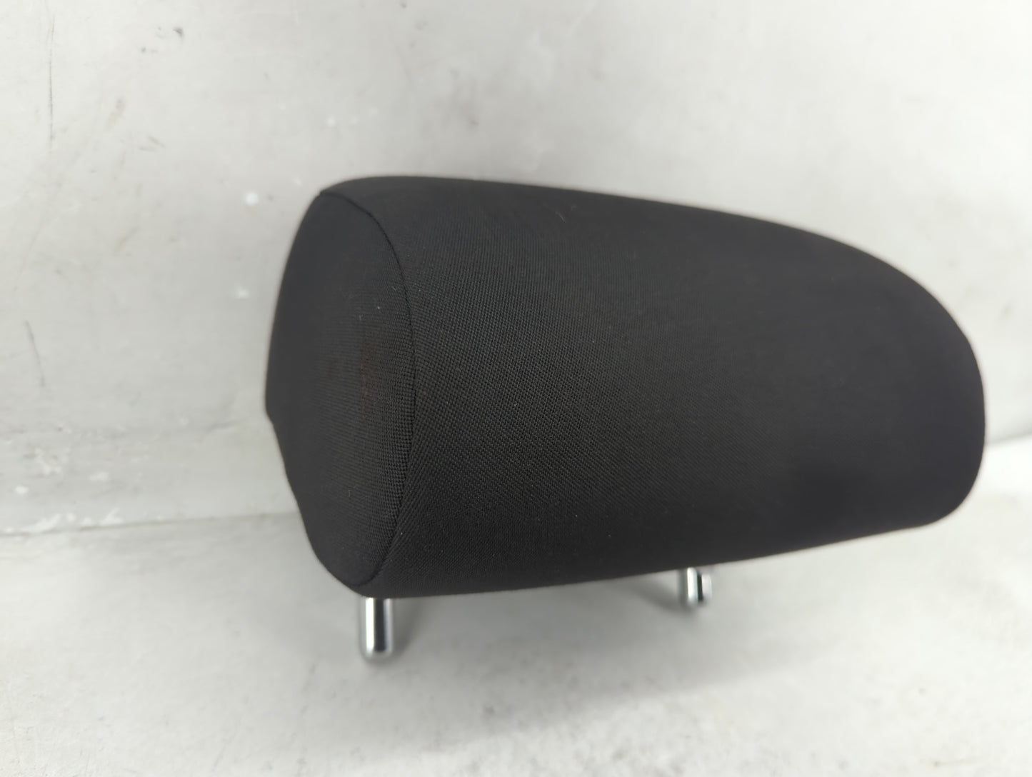 2012 Volkswagen Jetta Headrest Head Rest Rear Center Seat Fits OEM Used Auto Parts - Oemusedautoparts1.com