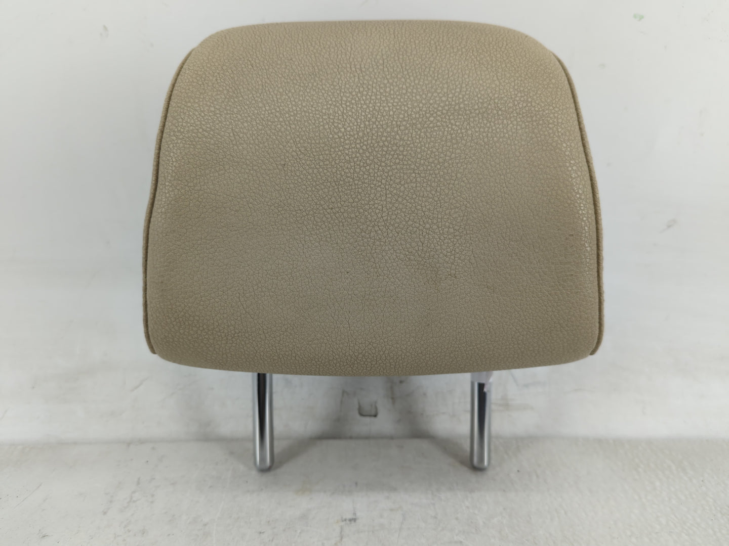 2011 Volkswagen Jetta Headrest Head Rest Front Driver Passenger Seat - Oemusedautoparts1.com