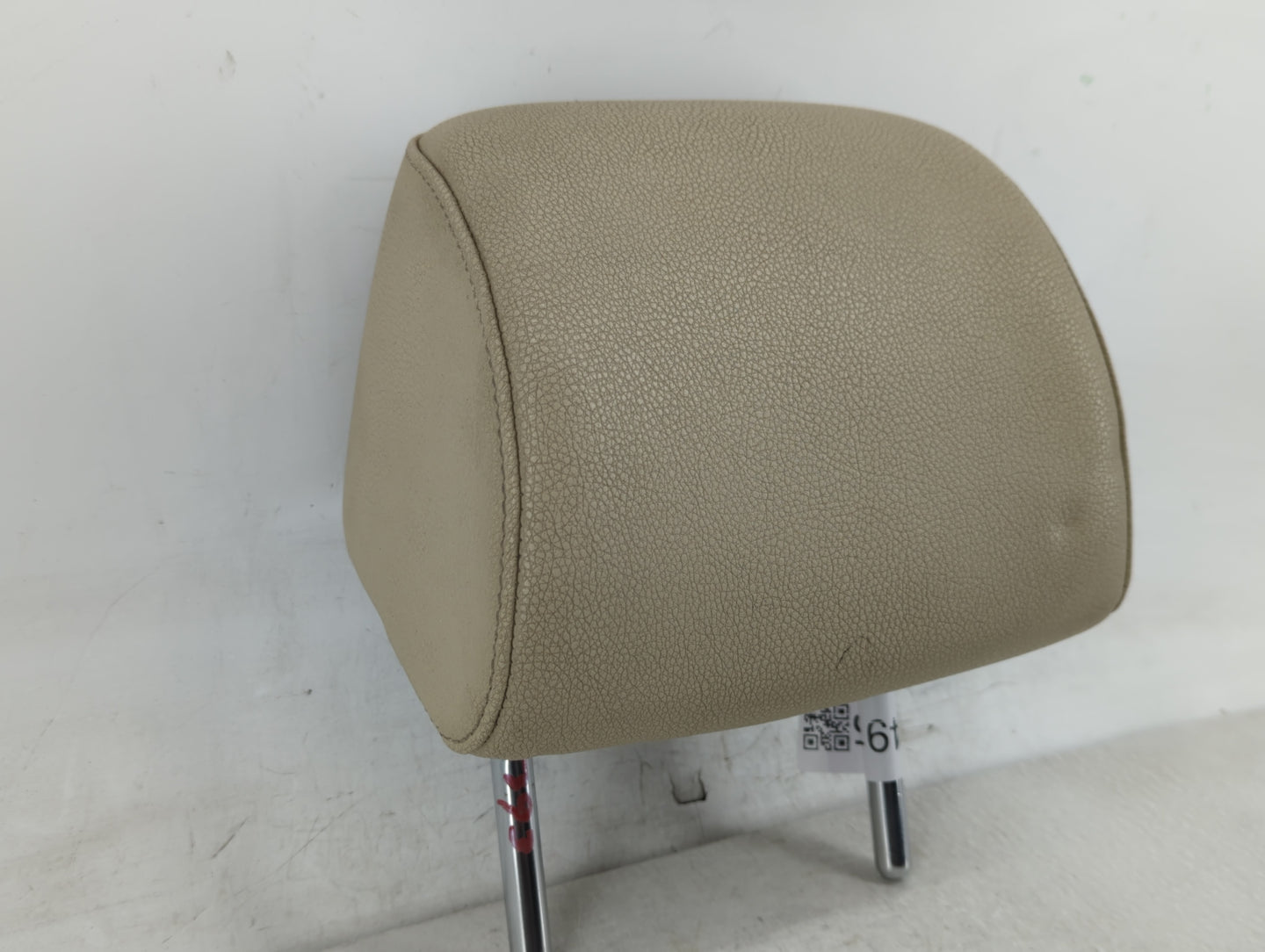 2011-2017 Volkswagen Jetta Headrest Head Rest Rear Seat Fits Fits 2011 2012 2013 2014 2015 2016 2017 OEM Used Auto Parts - O