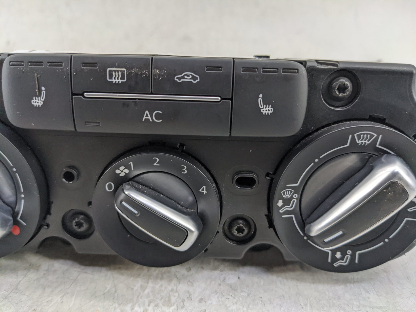 2011-2014 Volkswagen Jetta Climate Control Module Temperature AC/Heater Replacement P/N:5C1 819 045 Fits Fits 2011 2012 2013
