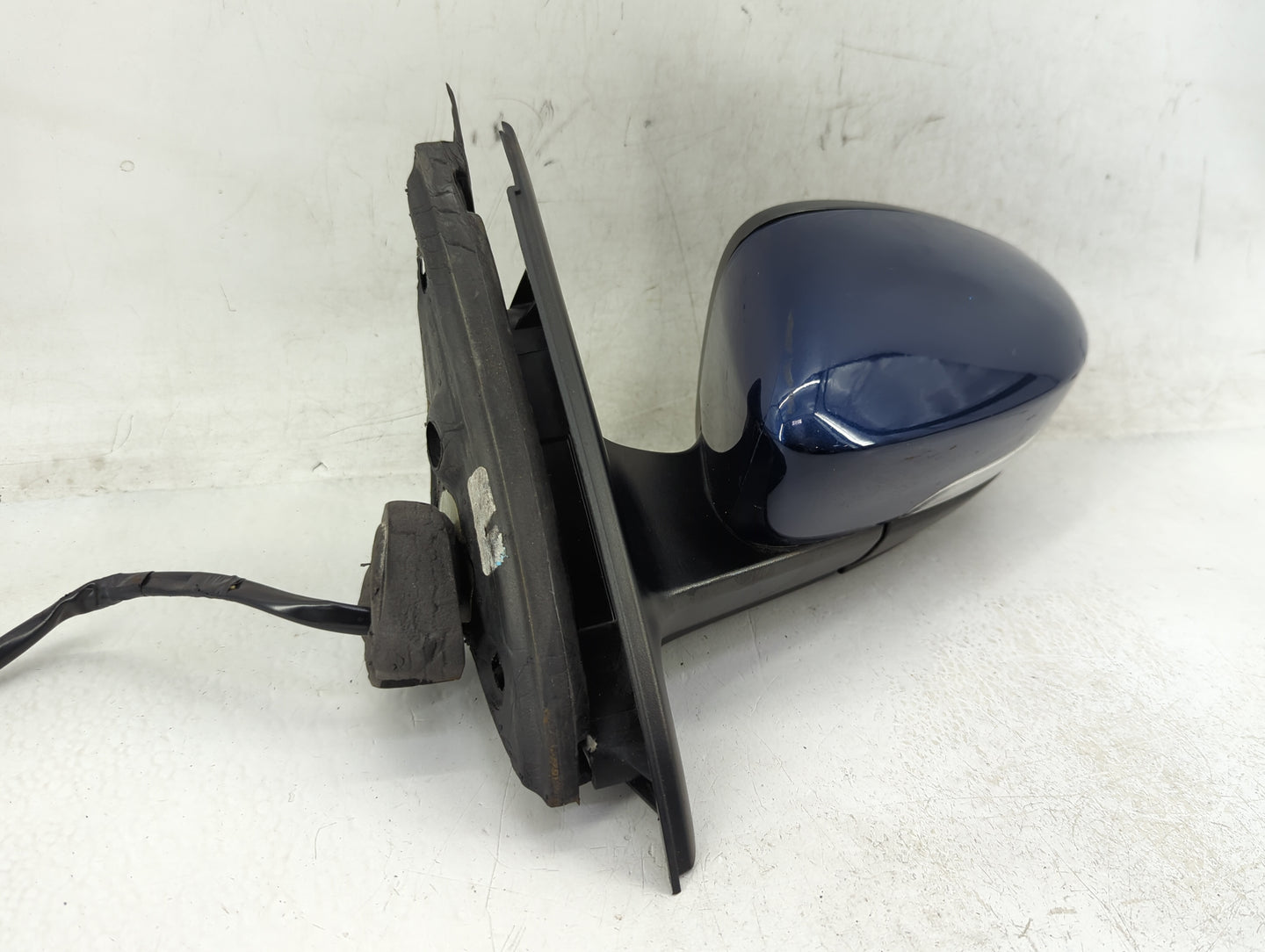 2011-2016 Volkswagen Jetta Driver Side View Mirror - Left Door Mirror OEM Used - Oemusedautoparts1.com