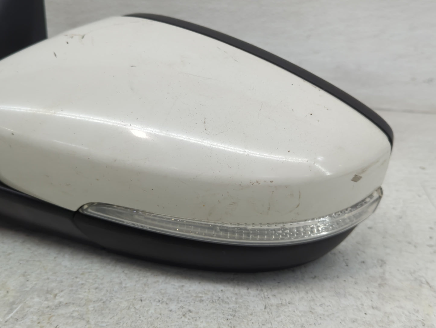 2011-2016 Volkswagen Jetta Driver Side View Mirror - Left Door Mirror OEM Used - Oemusedautoparts1.com
