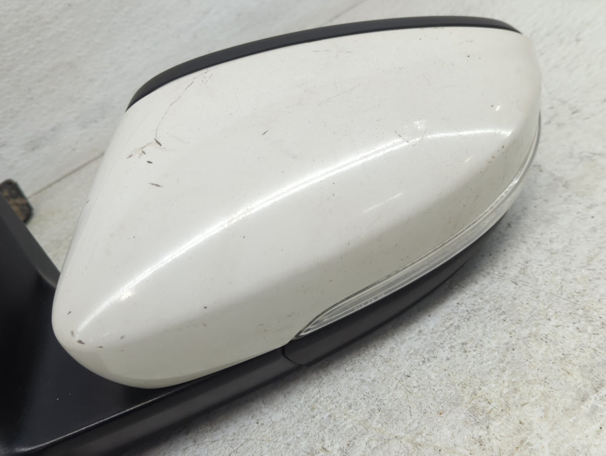 2011-2016 Volkswagen Jetta Driver Side View Mirror - Left Door Mirror OEM Used - Oemusedautoparts1.com
