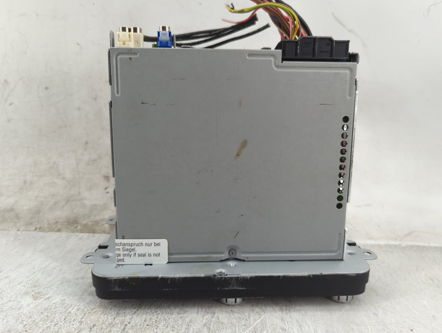 2012-2017 Volkswagen Jetta Radio AM FM Cd Player Receiver Replacement P/N:1K0035274B VWZ6Z2M4221224 Fits OEM Used Auto Parts