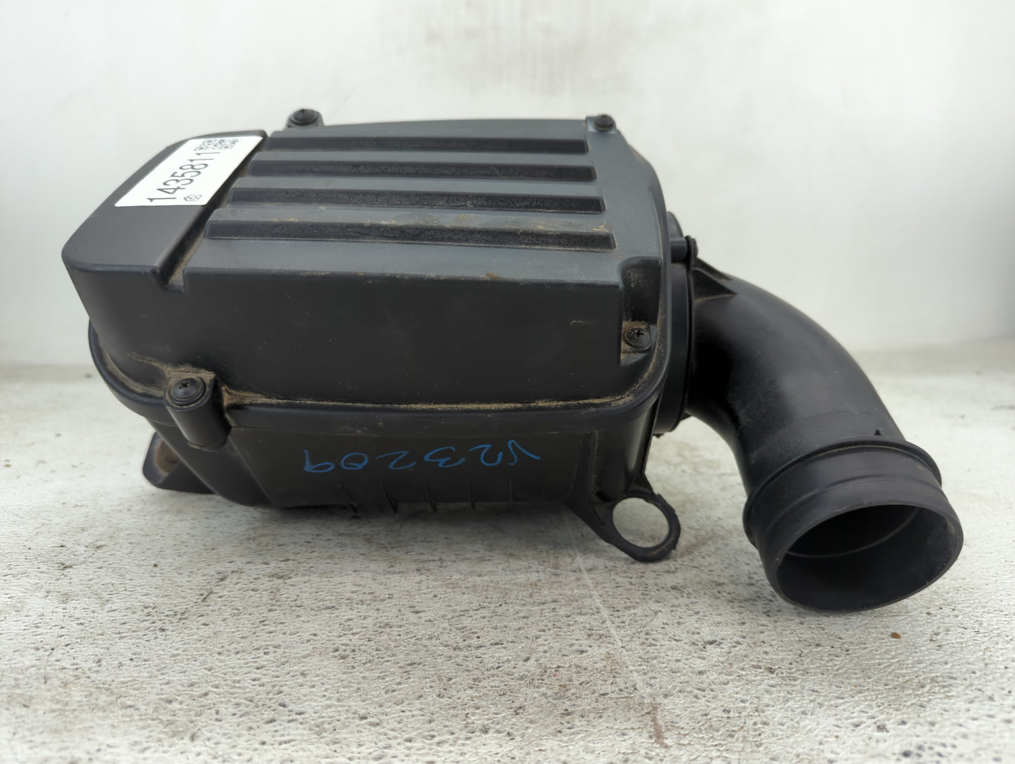 2011-2016 Volkswagen Jetta Air Cleaner Intake-duct Hose Tube - Oemusedautoparts1.com