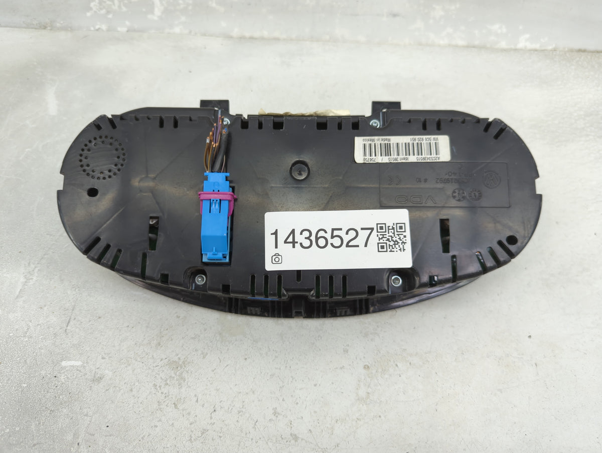 2011-2012 Volkswagen Jetta Instrument Cluster Speedometer Gauges P/N:A2C53439515 5C6920951, A2C53219792 Miles: Fits Fits 201