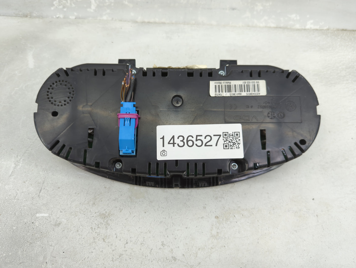2011-2012 Volkswagen Jetta Instrument Cluster Speedometer Gauges P/N:A2C53439515 5C6920951, A2C53219792 Fits Fits 2011 2012 