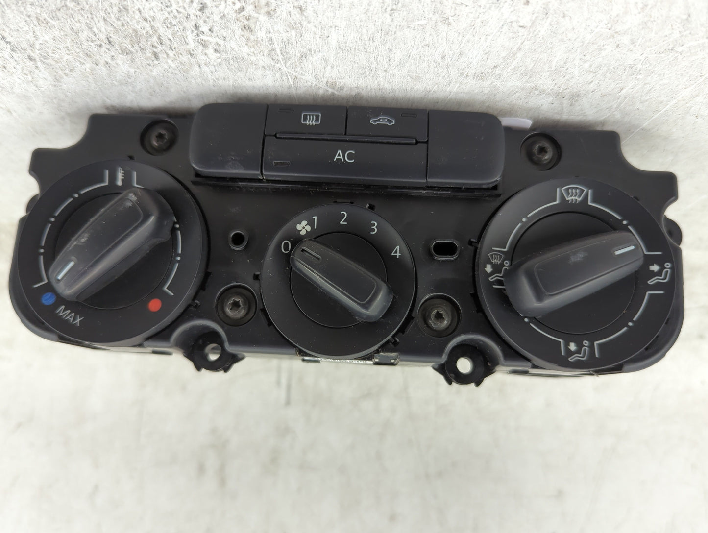 2011-2014 Volkswagen Jetta Climate Control Module Temperature AC/Heater Replacement P/N:5C1 819 045 Fits Fits 2011 2012 2013