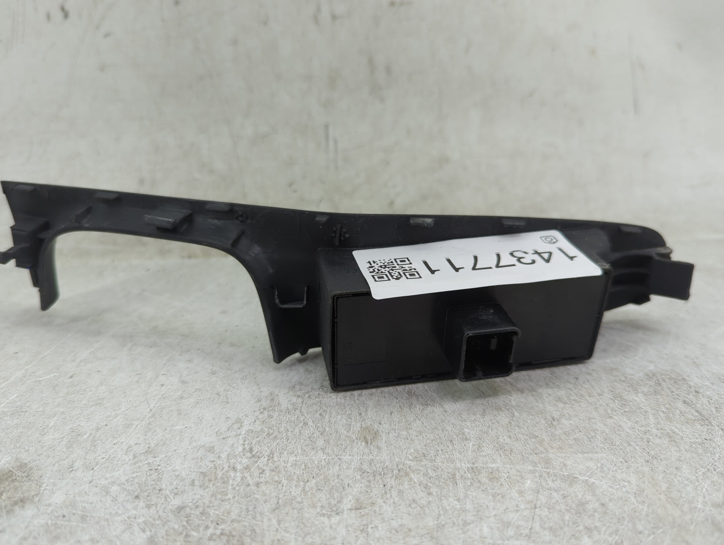 2005-2018 Volkswagen Jetta Master Power Window Switch Replacement Driver Side Left Fits OEM Used Auto Parts - Oemusedautopar