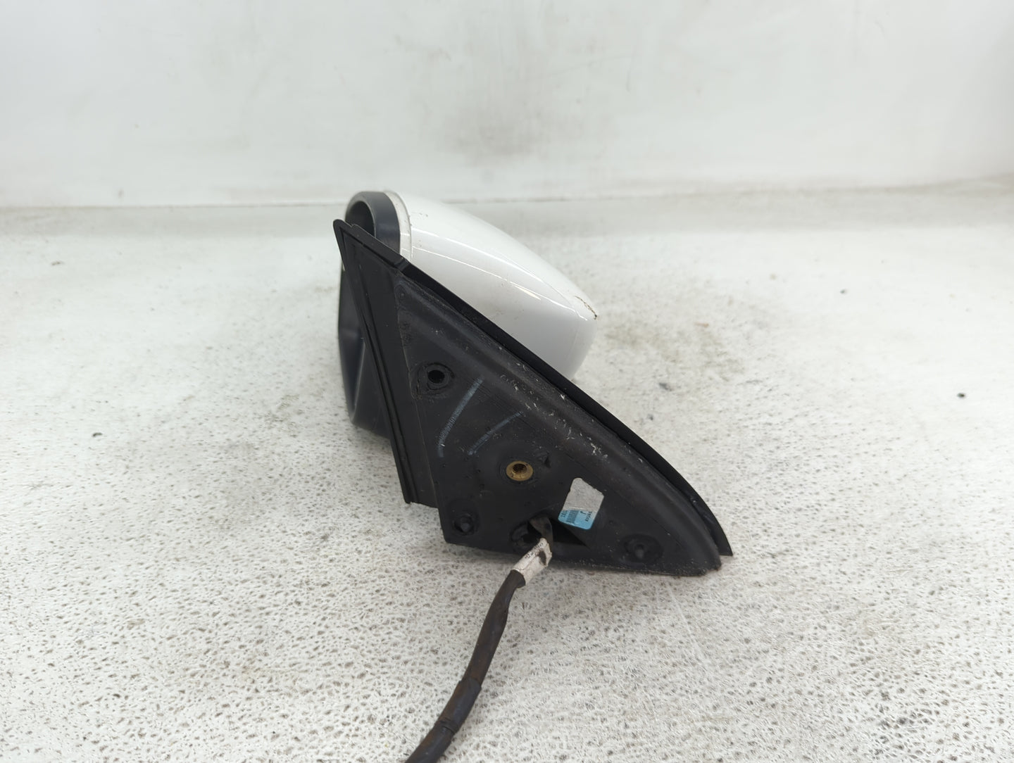 2011-2016 Volkswagen Jetta Driver Side View Mirror - Left Door Mirror OEM Used - Oemusedautoparts1.com