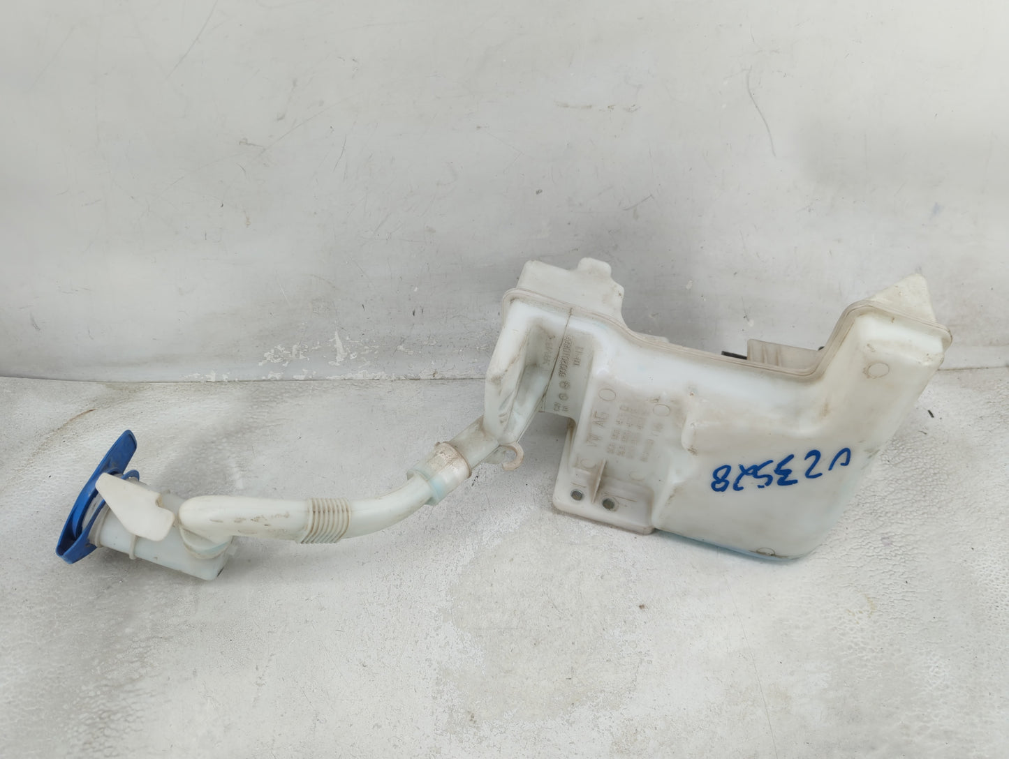 2011-2018 Volkswagen Jetta Windshield Washer Fluid Reservoir Bottle Oem 1459350 - Oemusedautoparts1.com