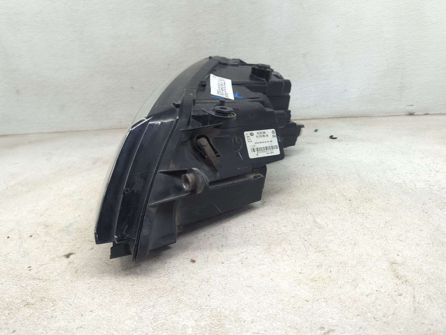 Volkswagen Jetta Passenger Right Oem Head Light Headlight Lamp 1479096 - Oemusedautoparts1.com