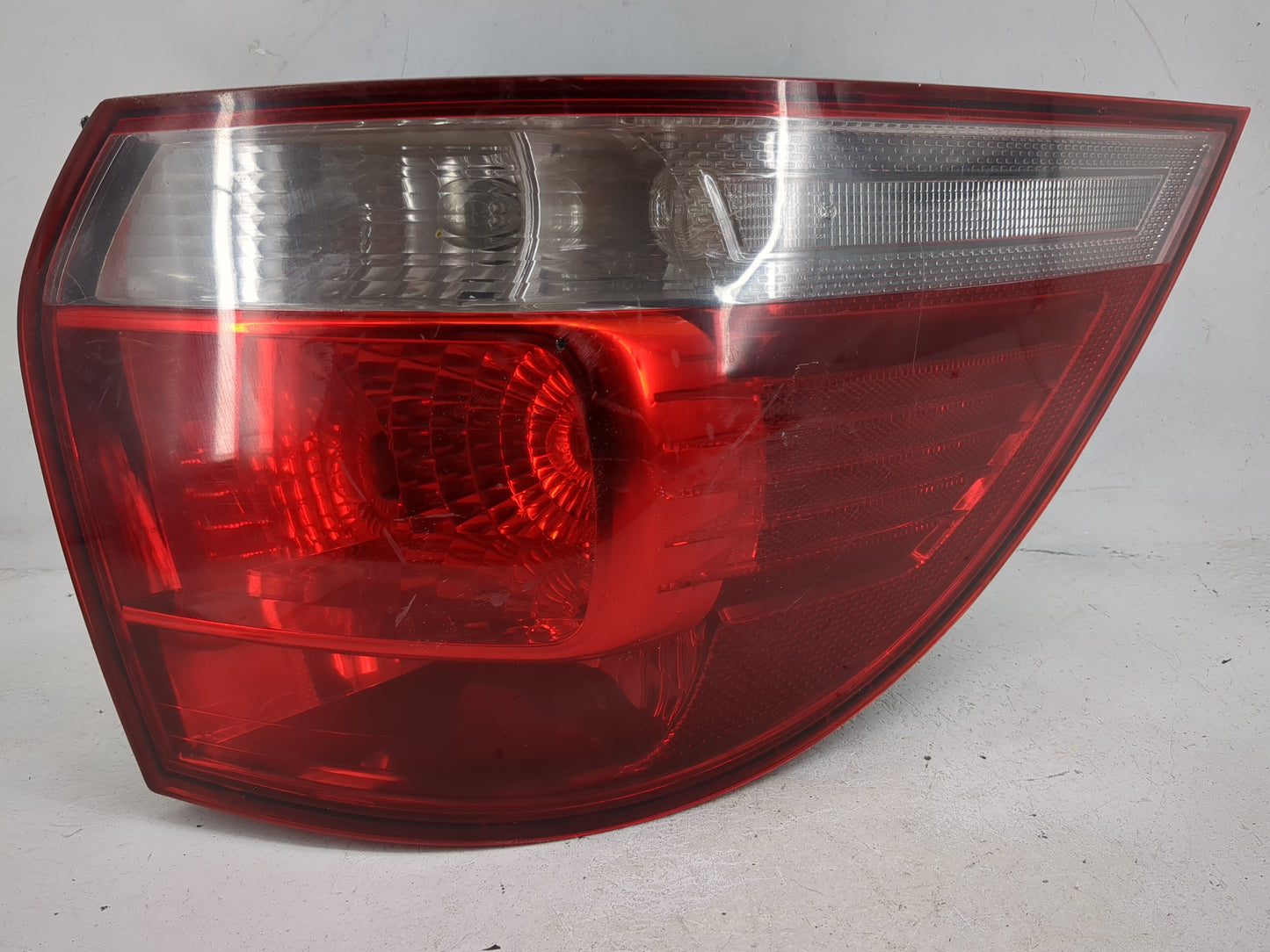 2011-2014 Volkswagen Jetta Tail Light Assembly Driver Left OEM Fits Fits 2011 2012 2013 2014 OEM Used Auto Parts - Oemusedau