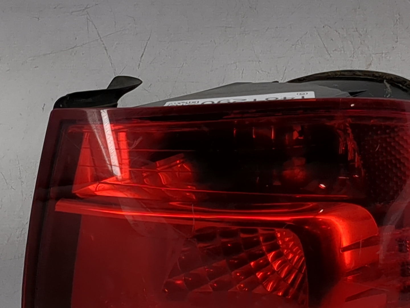 2011-2014 Volkswagen Jetta Tail Light Assembly Driver Left OEM P/N:1K9945096G 1K9945112D Fits Fits 2011 2012 2013 2014 OEM U