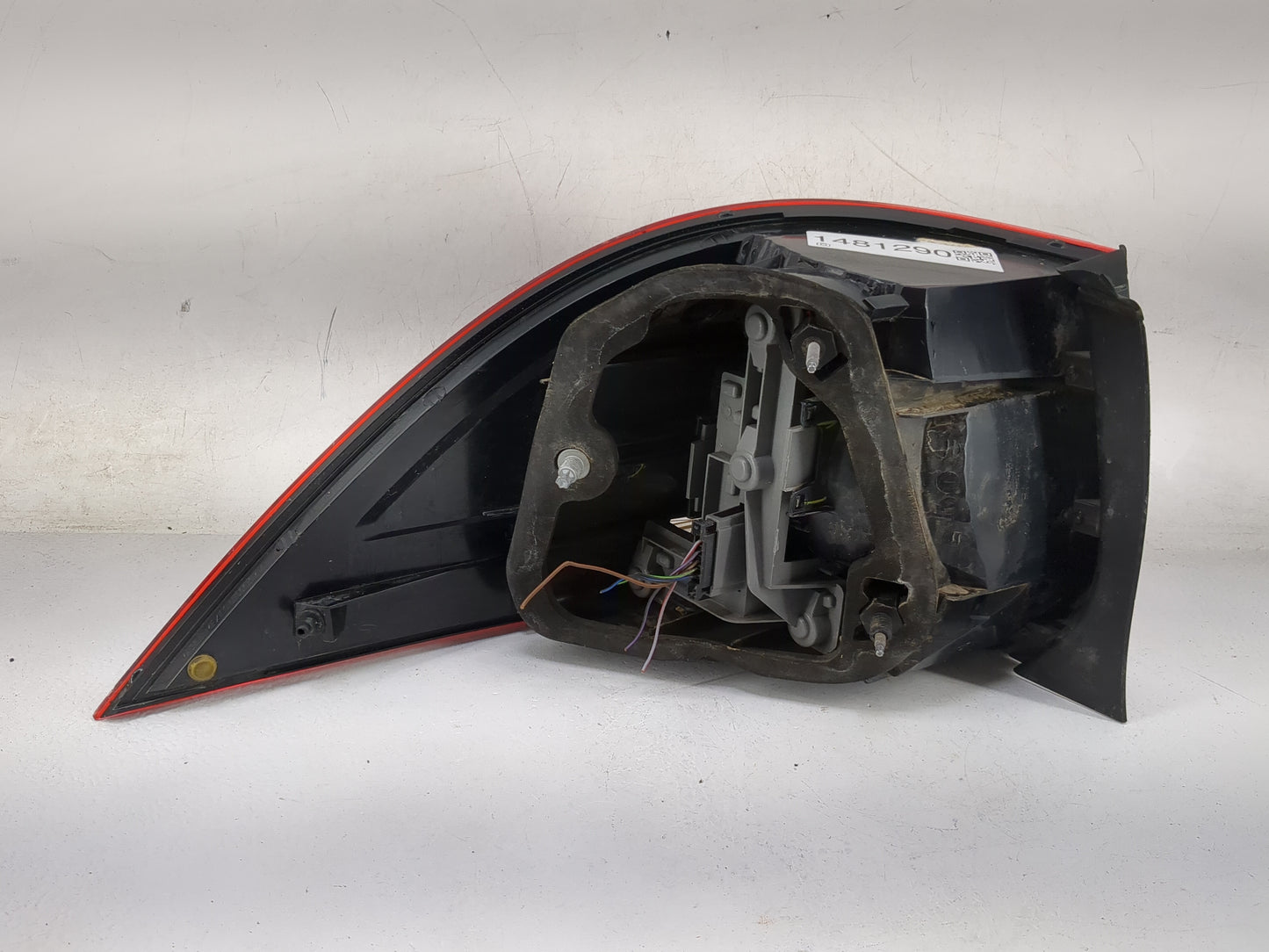 2011-2014 Volkswagen Jetta Tail Light Assembly Driver Left OEM P/N:1K9945096G 1K9945112D Fits Fits 2011 2012 2013 2014 OEM U