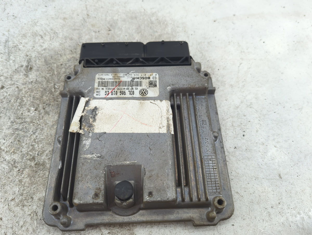2011-2012 Volkswagen Jetta PCM Engine Control Computer ECU ECM PCU OEM P/N:03L906019EG 0281017924, 03L907309AA Fits 2011 201