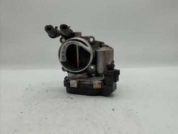 2011-2016 Volkswagen Jetta Throttle Body P/N:06G 133 062J Fits Fits 2011 2012 2013 2014 2015 2016 OEM Used Auto Parts - Oemu