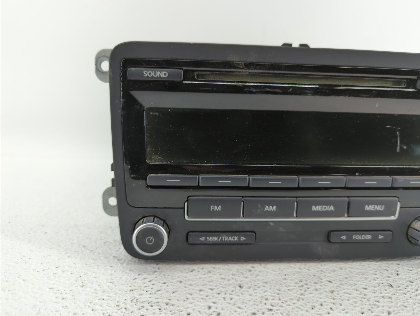2011-2014 Volkswagen Jetta Am Fm Cd Player Radio Receiver - Oemusedautoparts1.com