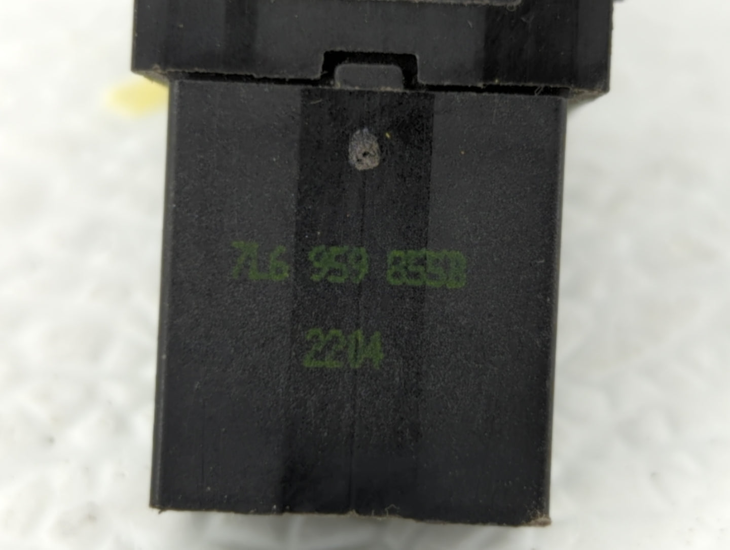 2012 Volkswagen Jetta Master Power Window Switch Replacement Driver Side Left P/N:7L6 959 855B Fits OEM Used Auto Parts - Oe