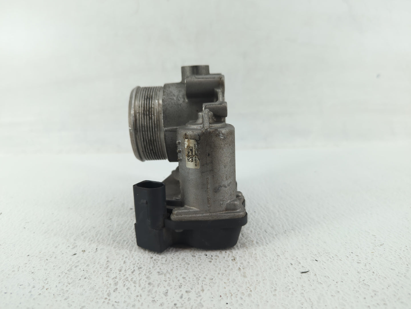 2006-2019 Volkswagen Jetta Throttle Body P/N:06F 133 062 J 06F 133 062 Q Fits OEM Used Auto Parts - Oemusedautoparts1.com