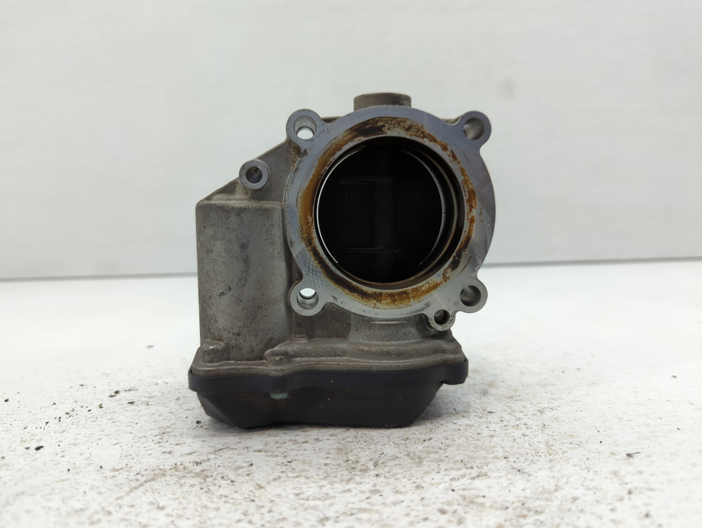 2006-2019 Volkswagen Jetta Throttle Body P/N:06F 133 062 Q Fits OEM Used Auto Parts - Oemusedautoparts1.com