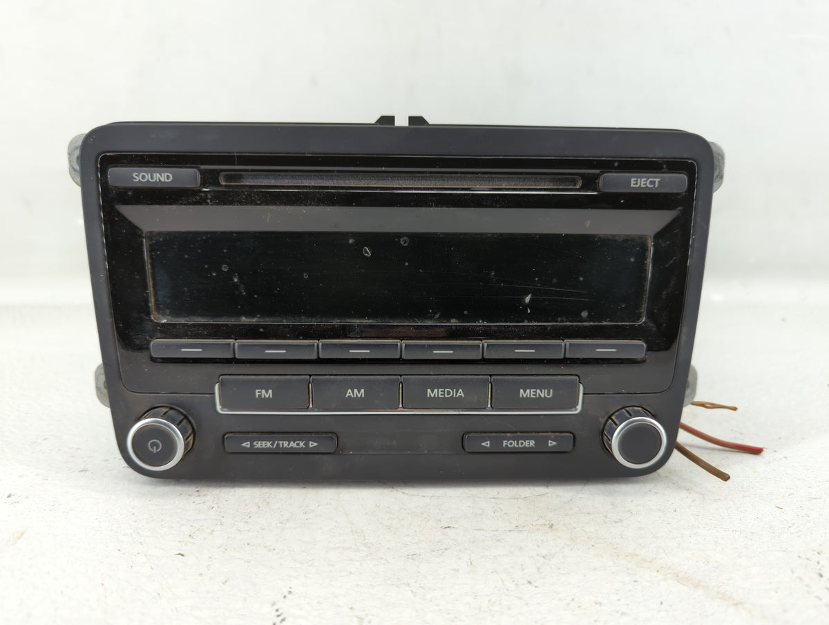 2011-2014 Volkswagen Jetta Am Fm Cd Player Radio Receiver 554598 - Oemusedautoparts1.com