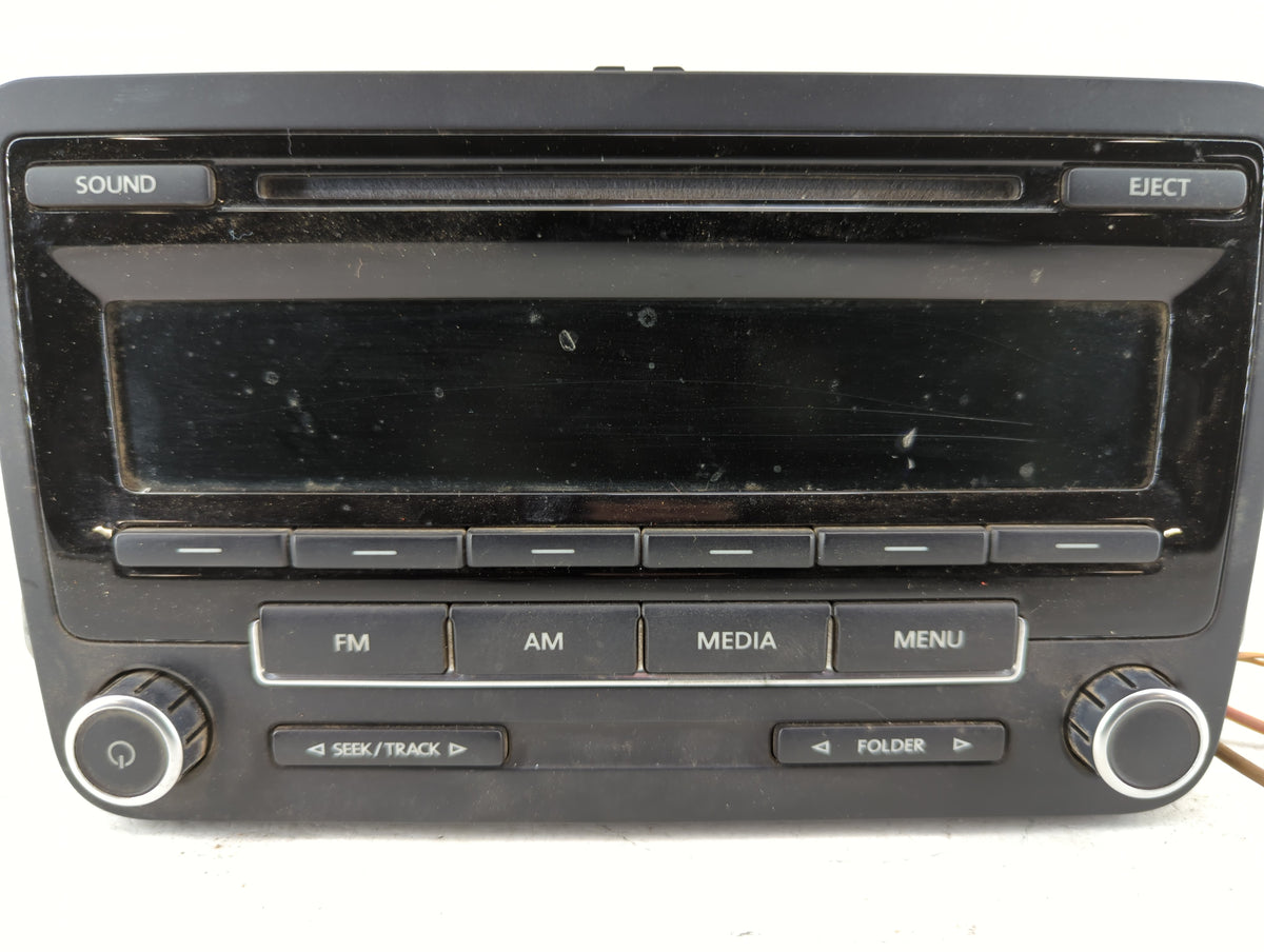 2011-2014 Volkswagen Jetta Am Fm Cd Player Radio Receiver 554598 - Oemusedautoparts1.com