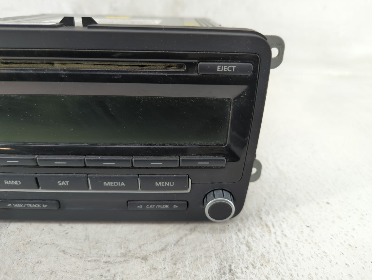 2011-2014 Volkswagen Jetta Am Fm Cd Player Radio Receiver 614553 - Oemusedautoparts1.com