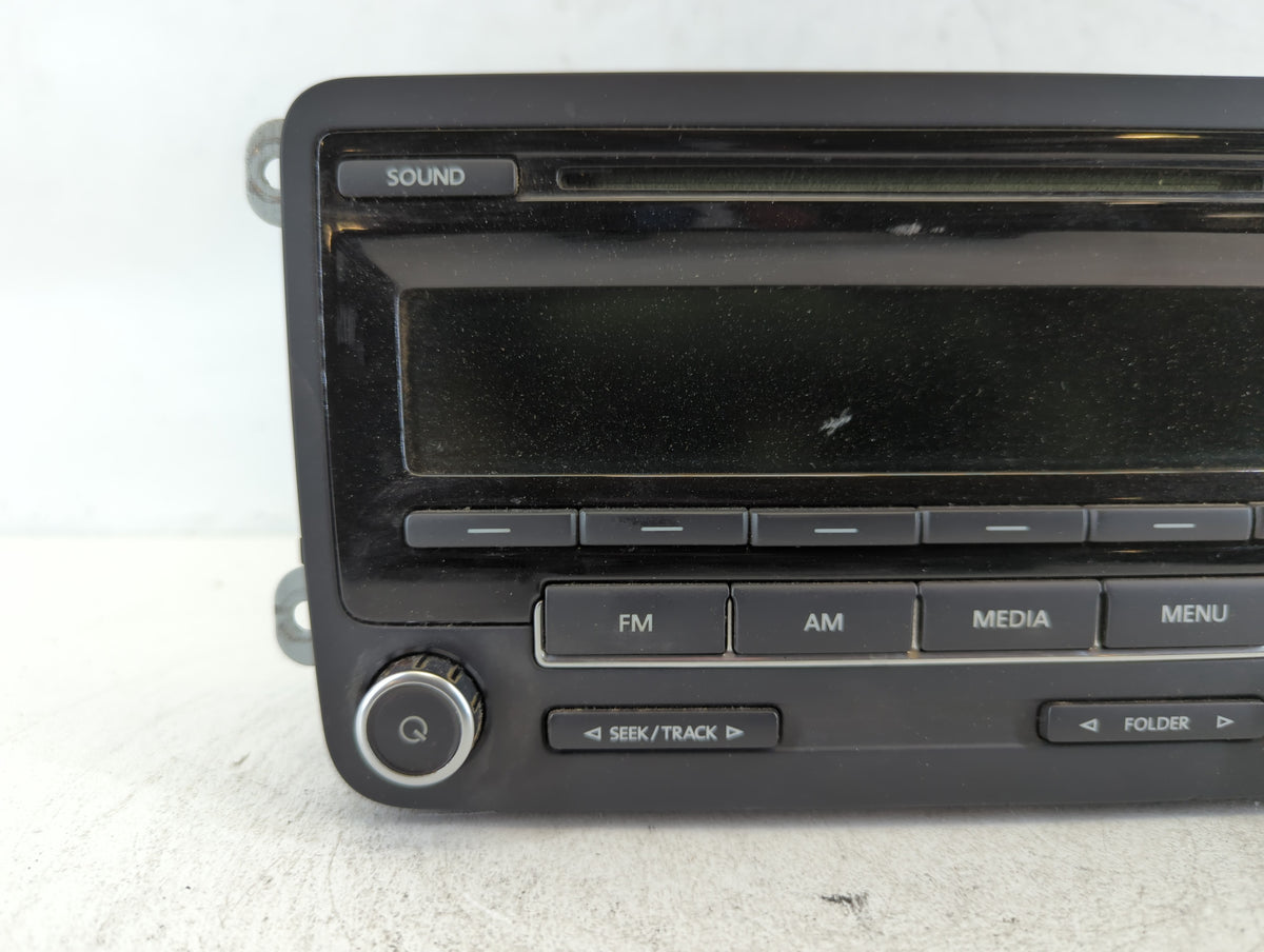 2011-2014 Volkswagen Jetta Am Fm Cd Player Radio Receiver 663927 - Oemusedautoparts1.com