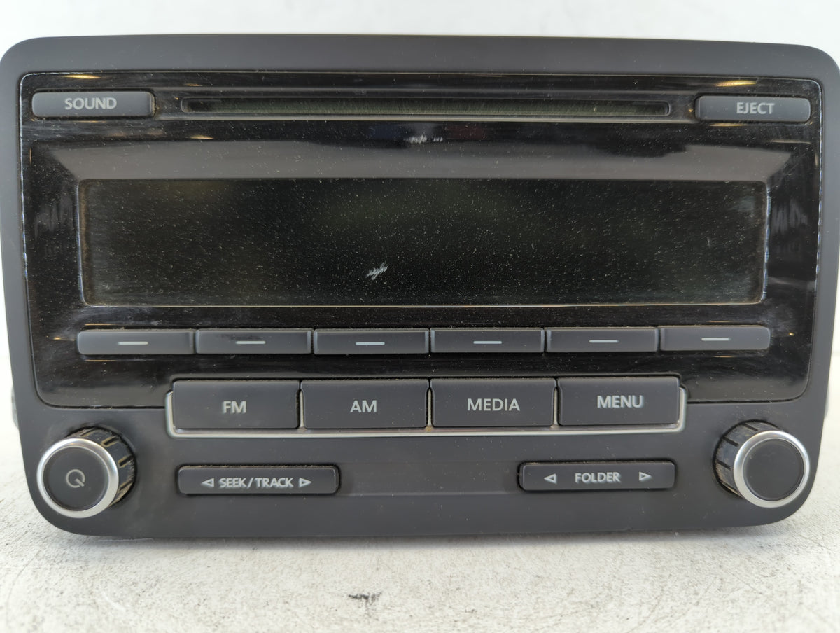 2011-2014 Volkswagen Jetta Am Fm Cd Player Radio Receiver 663927 - Oemusedautoparts1.com