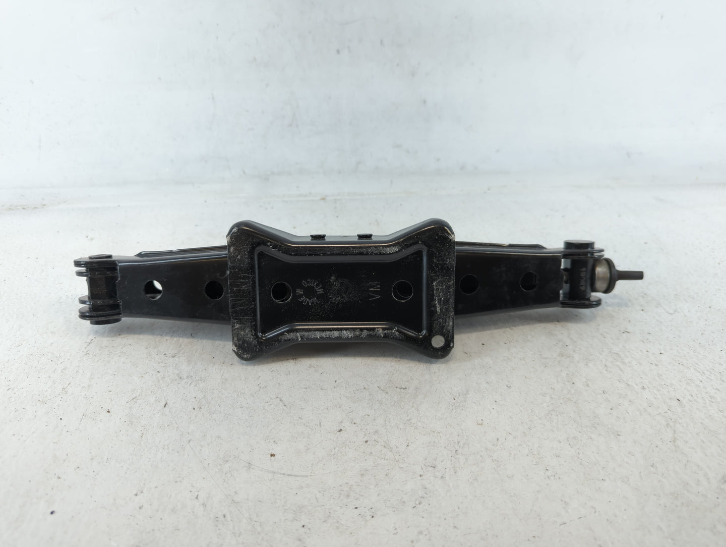 2012 Volkswagen Jetta Spare Scissor Car Jack - Oemusedautoparts1.com