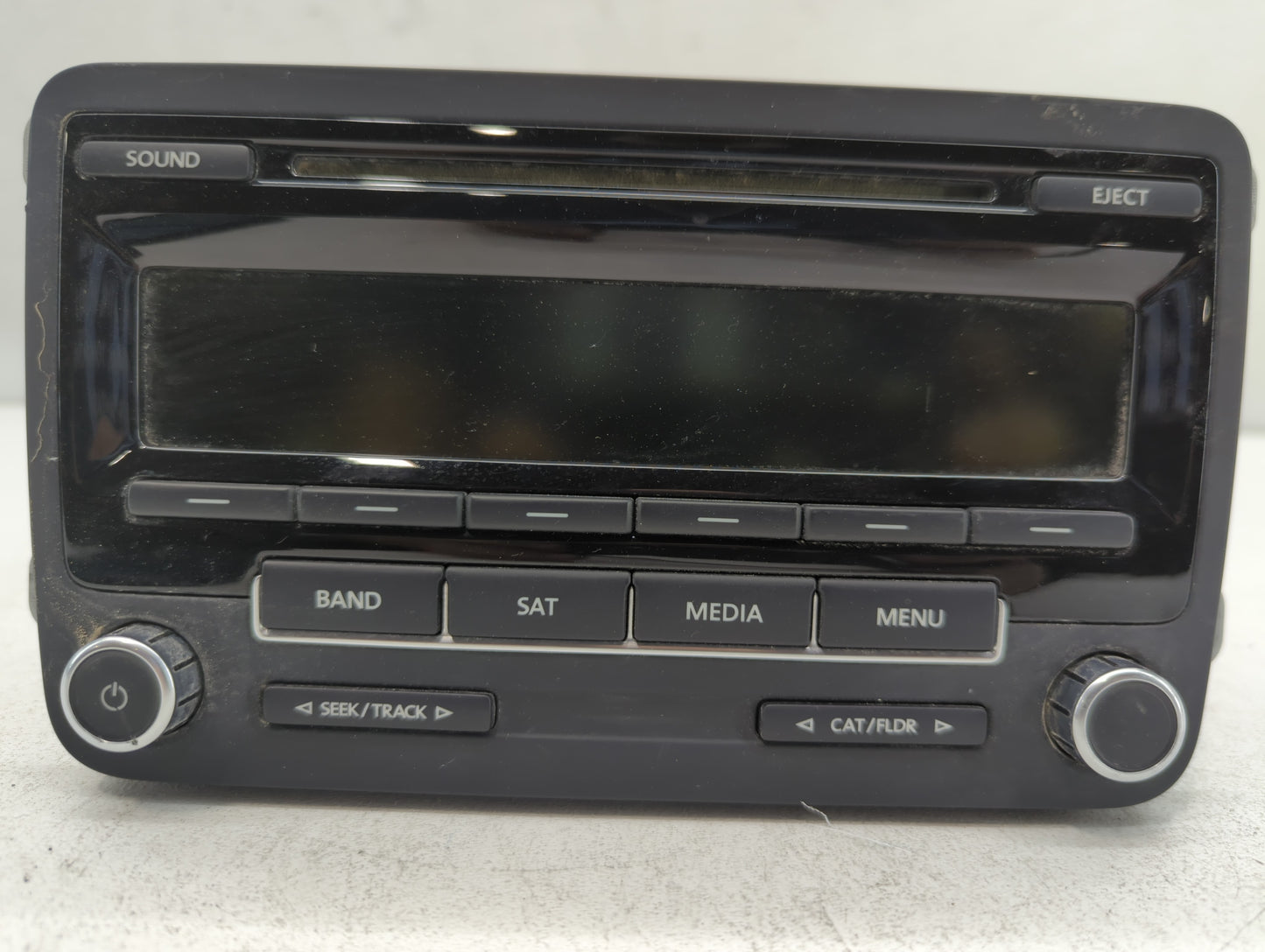2011-2014 Volkswagen Jetta Am Fm Cd Player Radio Receiver - Oemusedautoparts1.com