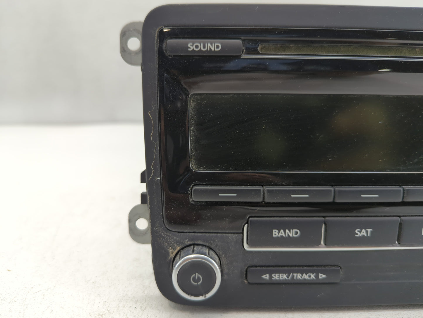 2011-2014 Volkswagen Jetta Am Fm Cd Player Radio Receiver - Oemusedautoparts1.com