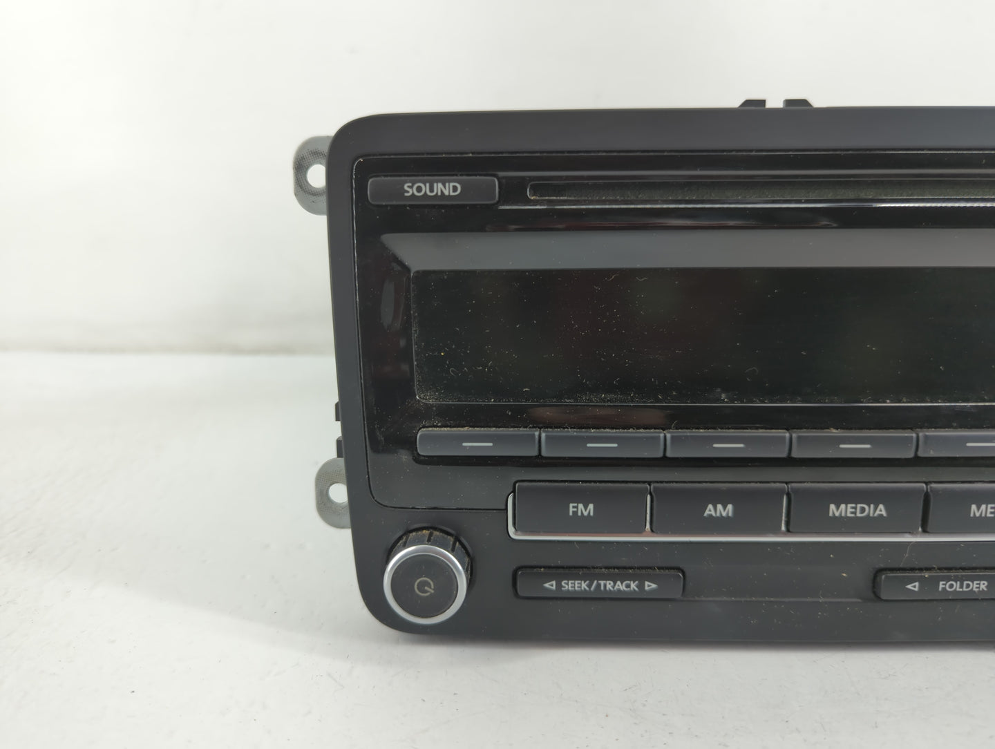 2011-2014 Volkswagen Jetta Am Fm Cd Player Radio Receiver - Oemusedautoparts1.com
