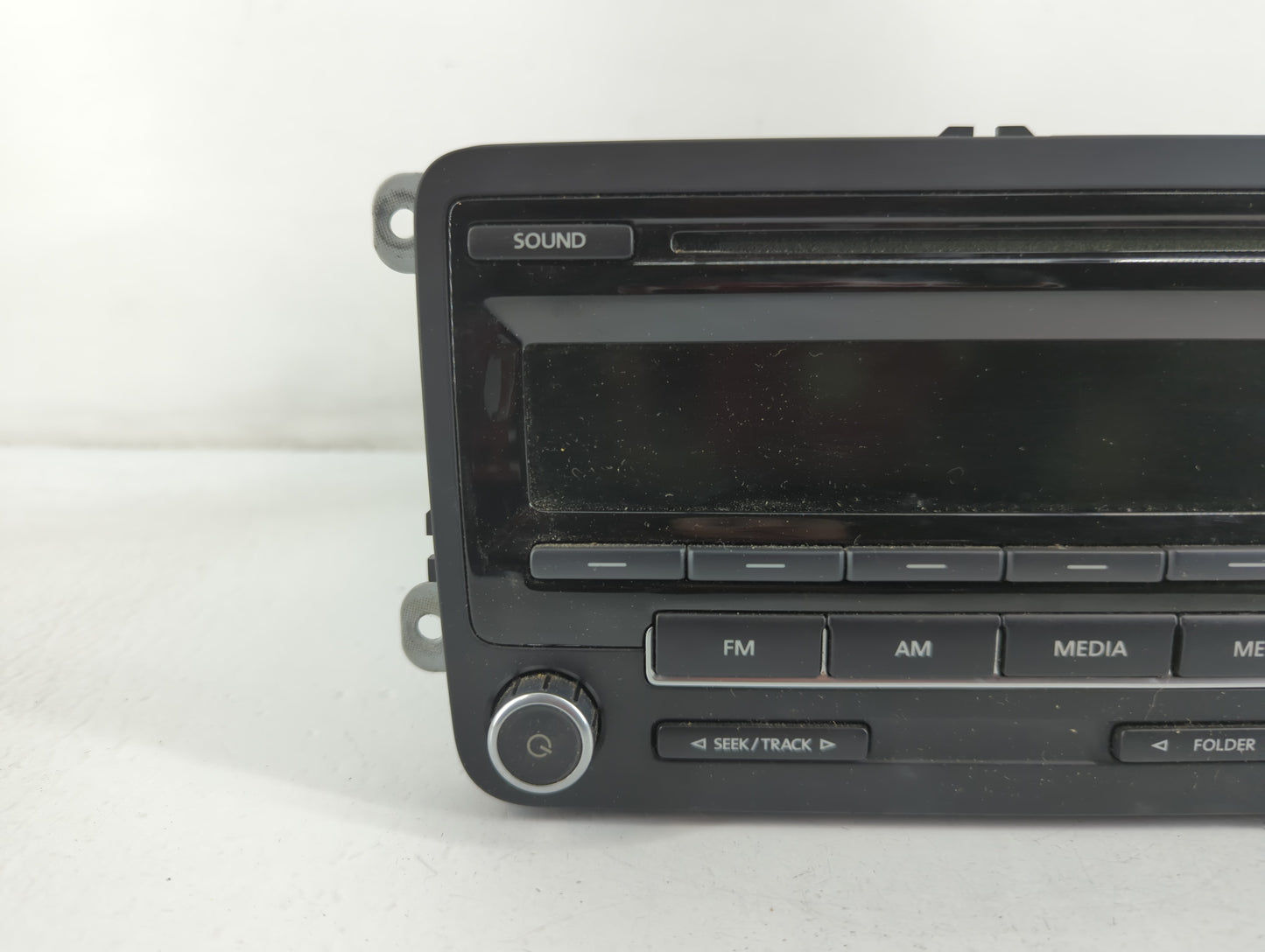 2011-2014 Volkswagen Jetta Am Fm Cd Player Radio Receiver - Oemusedautoparts1.com