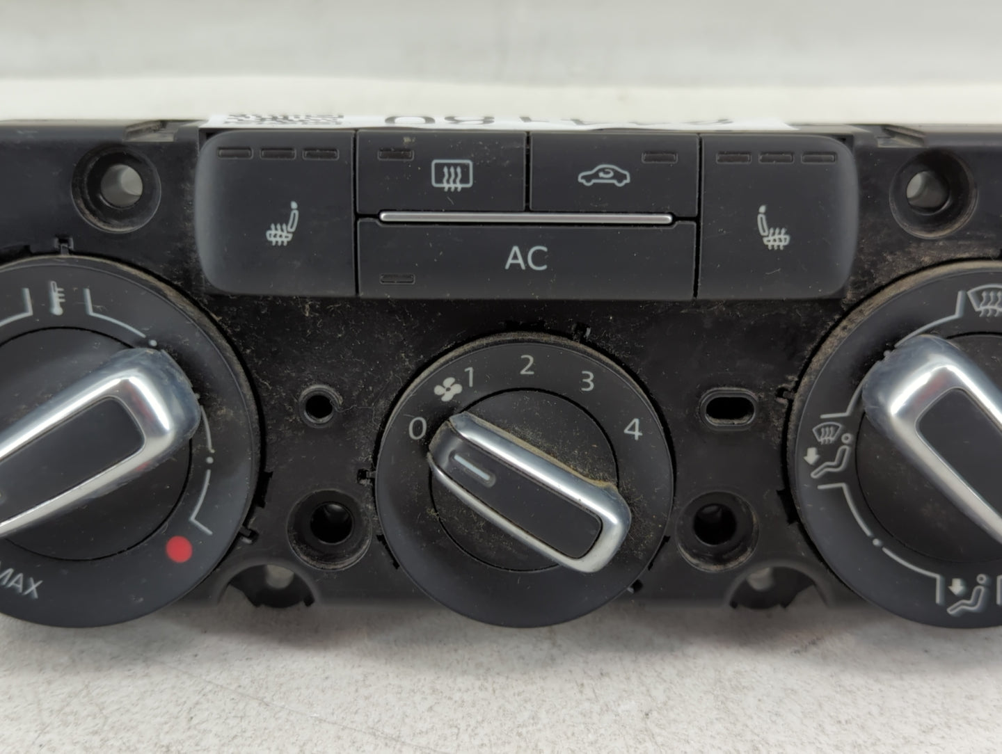2011-2014 Volkswagen Jetta Climate Control Module Temperature AC/Heater Replacement P/N:5C0820047 AQ 0102 Fits OEM Used Auto