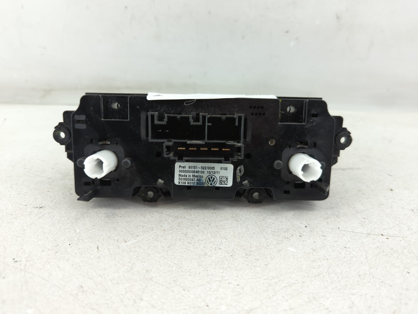 2011-2014 Volkswagen Jetta Climate Control Module Temperature AC/Heater Replacement P/N:5C0820047 AQ 0102 Fits OEM Used Auto