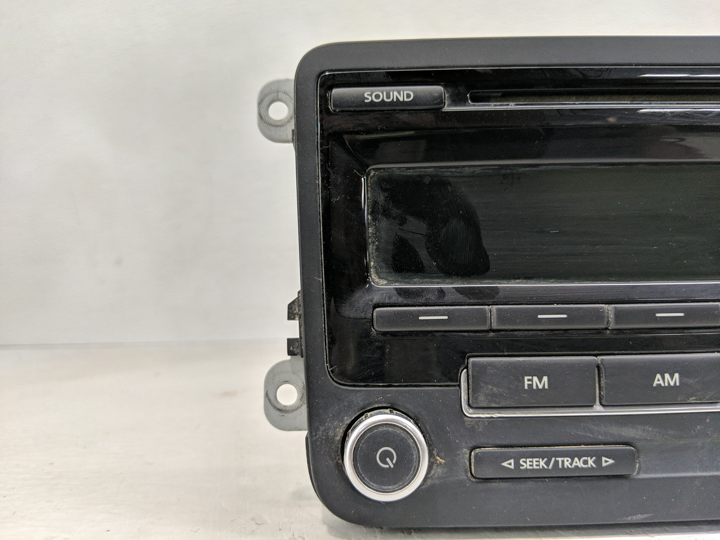 2012-2015 Volkswagen Passat Radio AM FM Cd Player Receiver Replacement P/N:1K0 035 164 D Fits Fits 2011 2012 2013 2014 2015 