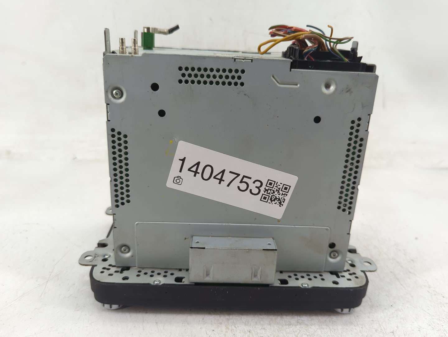 2012-2015 Volkswagen Passat Radio AM FM Cd Player Receiver Replacement P/N:1K0035180AE Fits Fits 2012 2013 2014 2015 OEM Use