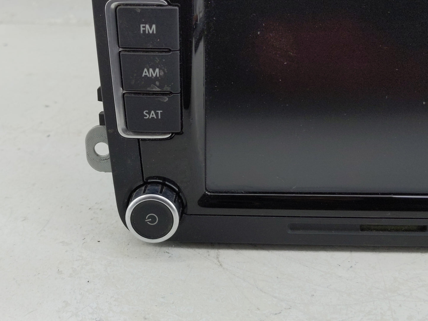 2012-2015 Volkswagen Passat Radio AM FM Cd Player Receiver Replacement P/N:1K0035180AE Fits Fits 2012 2013 2014 2015 OEM Use