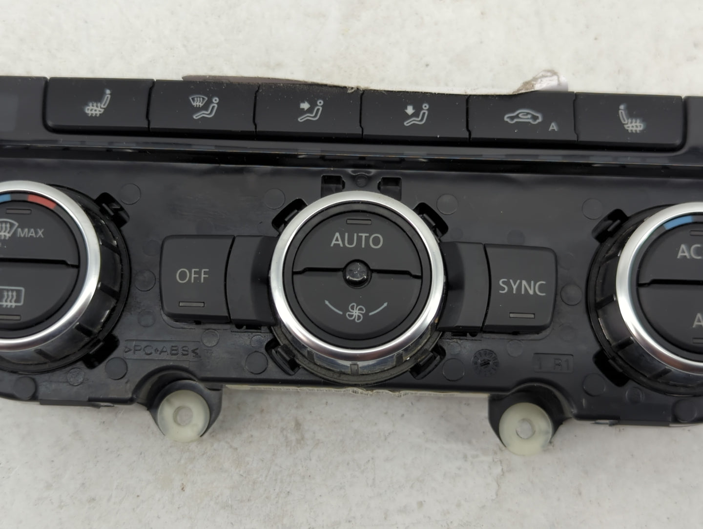 2012 Volkswagen Passat Climate Control Module Temperature AC/Heater Replacement P/N:561907044H 5HB01076342, 6HB01076342 Fits