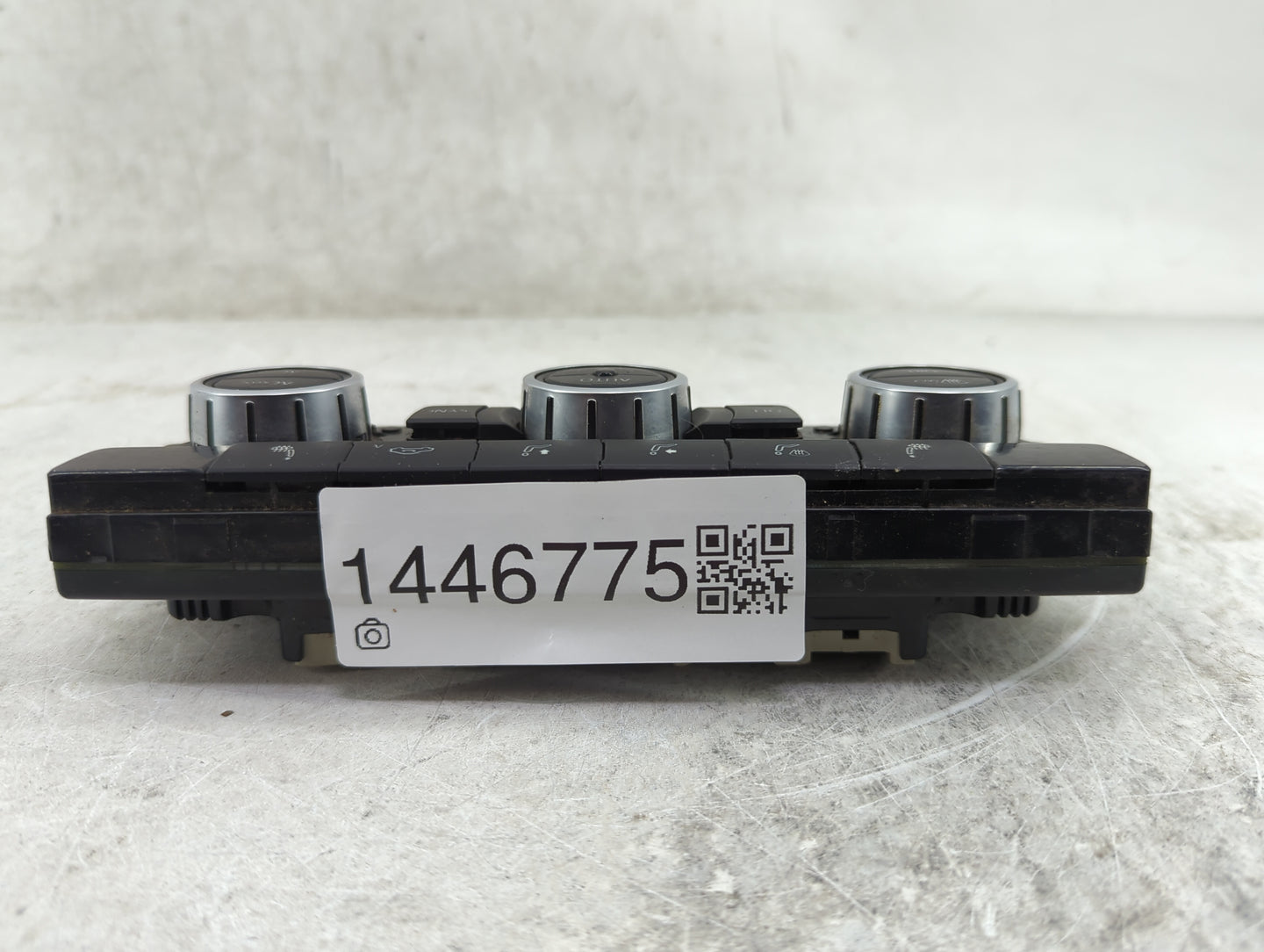 2012 Volkswagen Passat Climate Control Module Temperature AC/Heater Replacement P/N:561907044D 5HB01075340 Fits OEM Used Aut