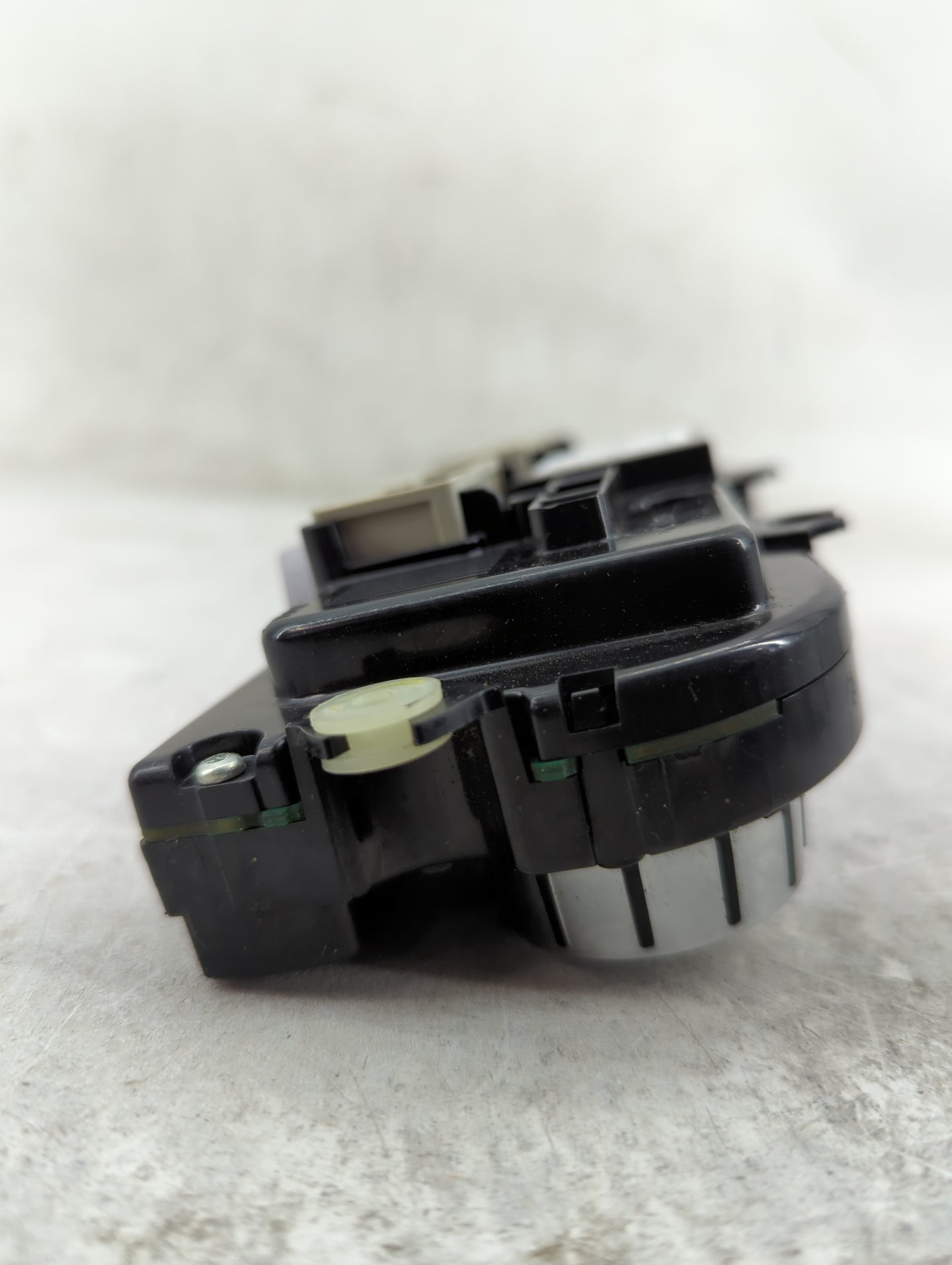 2012 Volkswagen Passat Climate Control Module Temperature AC/Heater Replacement P/N:561907044D 5HB01075340 Fits OEM Used Aut