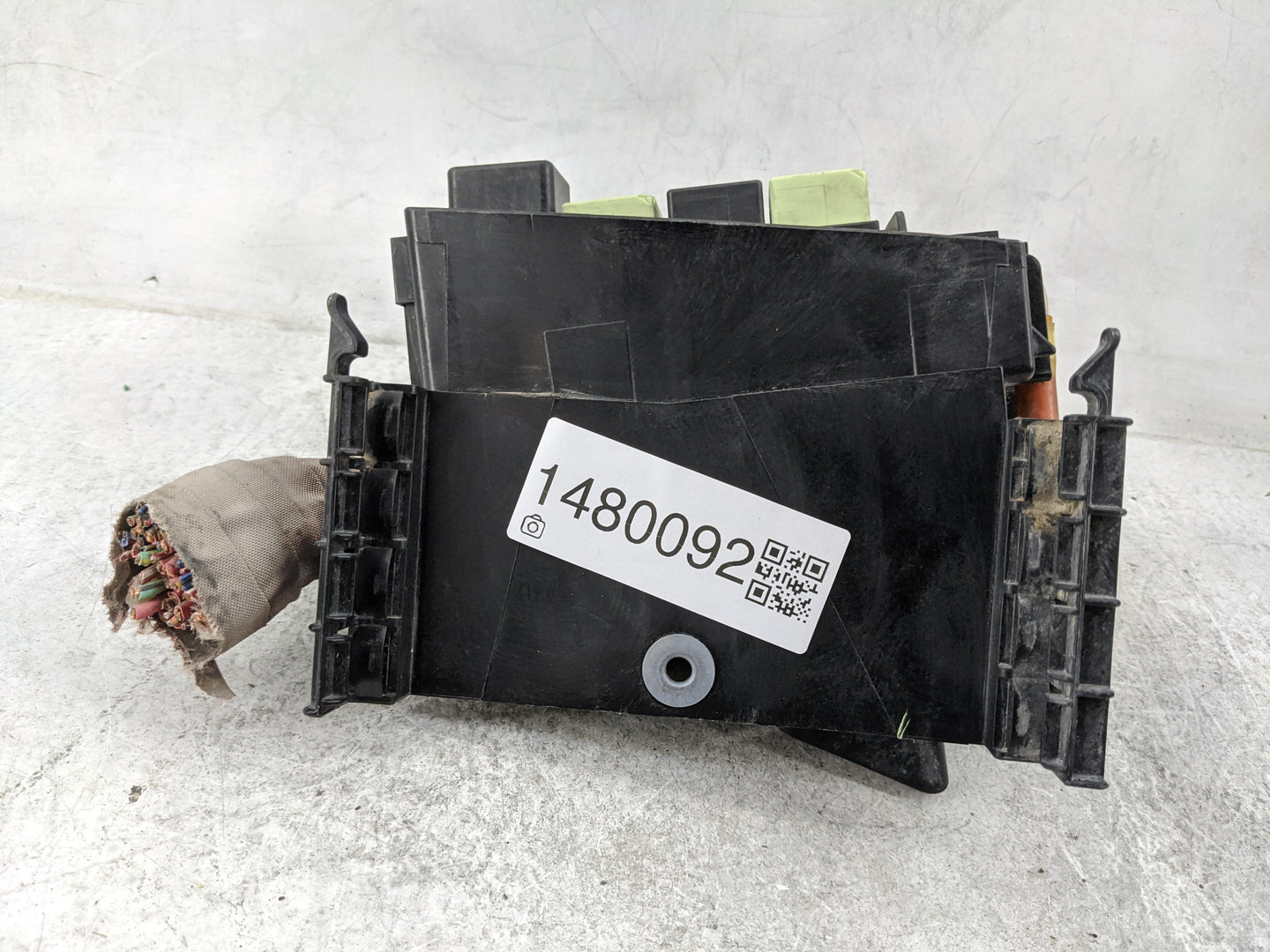 2012-2020 Volkswagen Passat Fusebox Fuse Box Panel Relay Module P/N:03L907282 89 9098 000 Fits OEM Used Auto Parts - Oemused