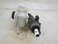 Volkswagen Passat Brake Master Cylinder 1512569 - Oemusedautoparts1.com