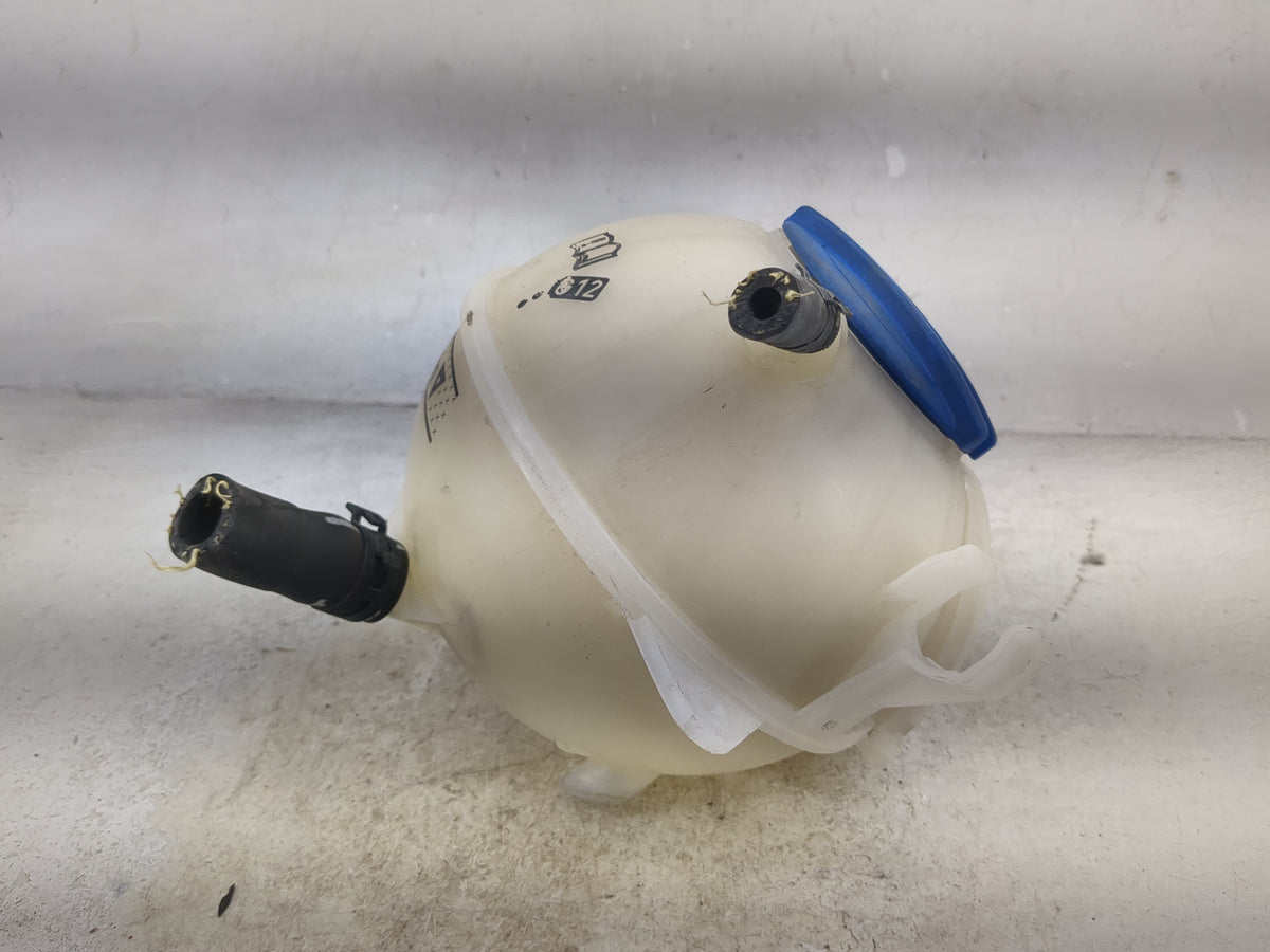 2006 Volkswagen Passat Radiator Coolant Overflow Expansion Tank Bottle 1515565 - Oemusedautoparts1.com