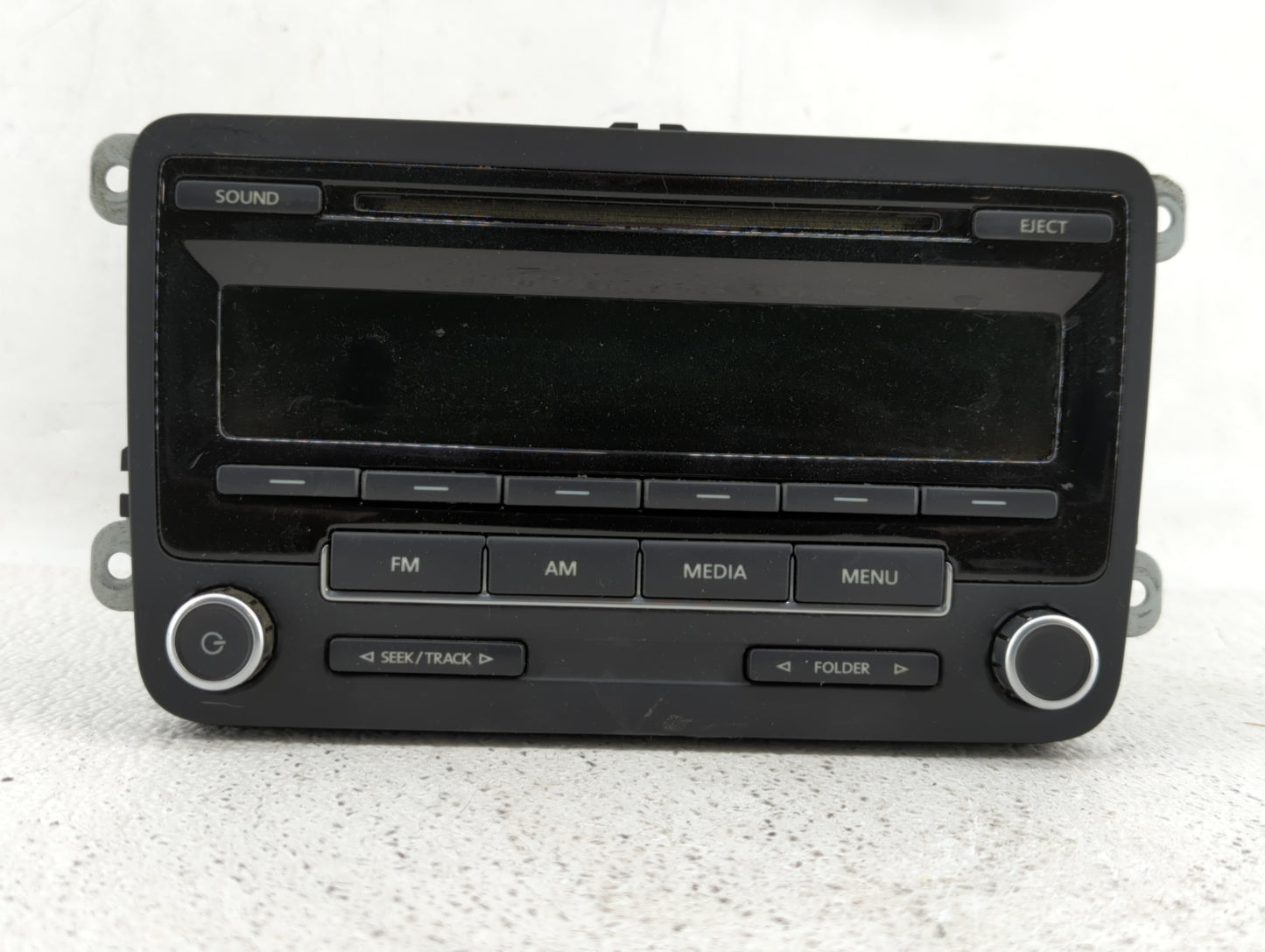 2012-2015 Volkswagen Passat Am Fm Cd Player Radio Receiver - Oemusedautoparts1.com