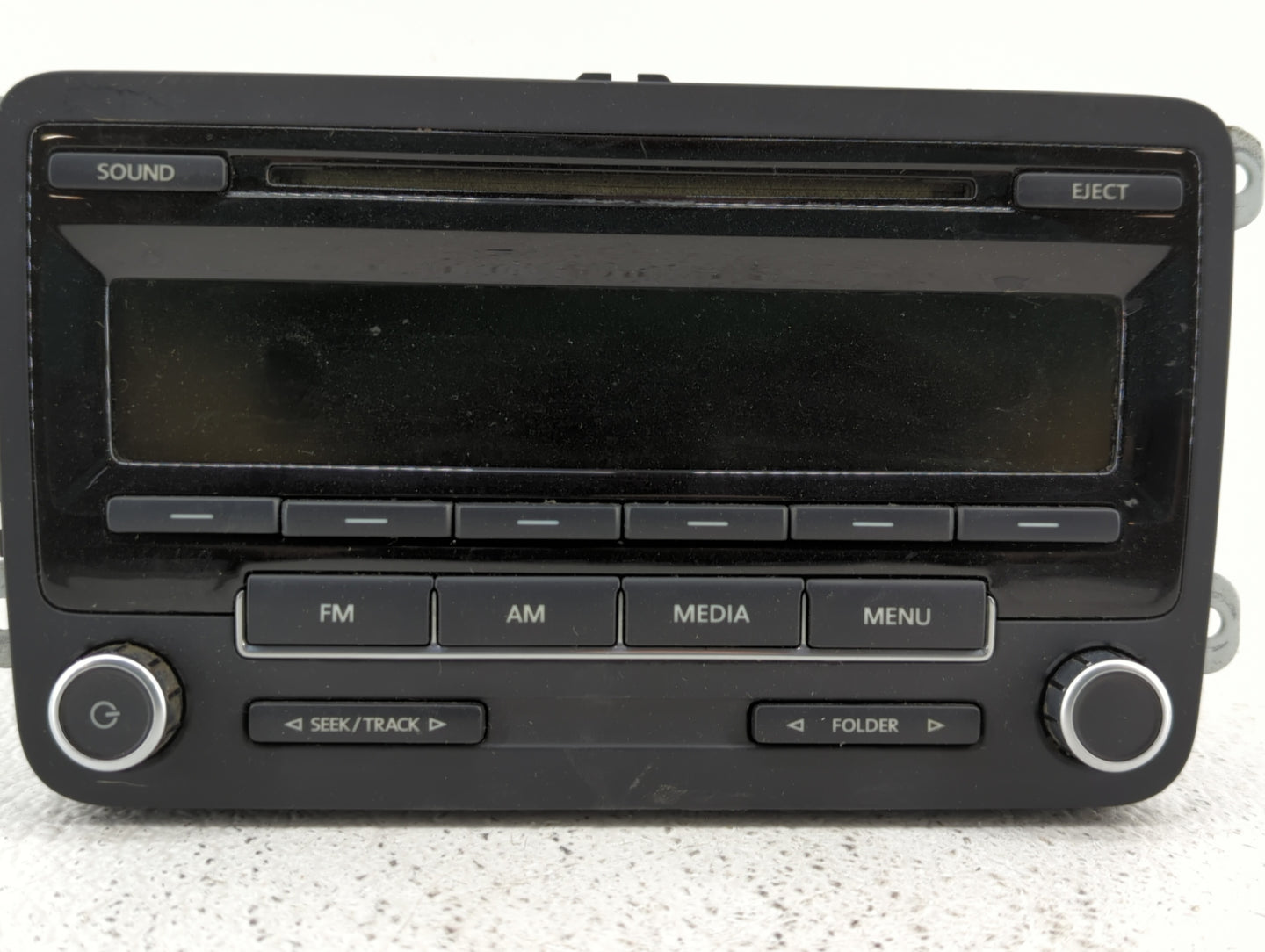 2012-2015 Volkswagen Passat Am Fm Cd Player Radio Receiver - Oemusedautoparts1.com