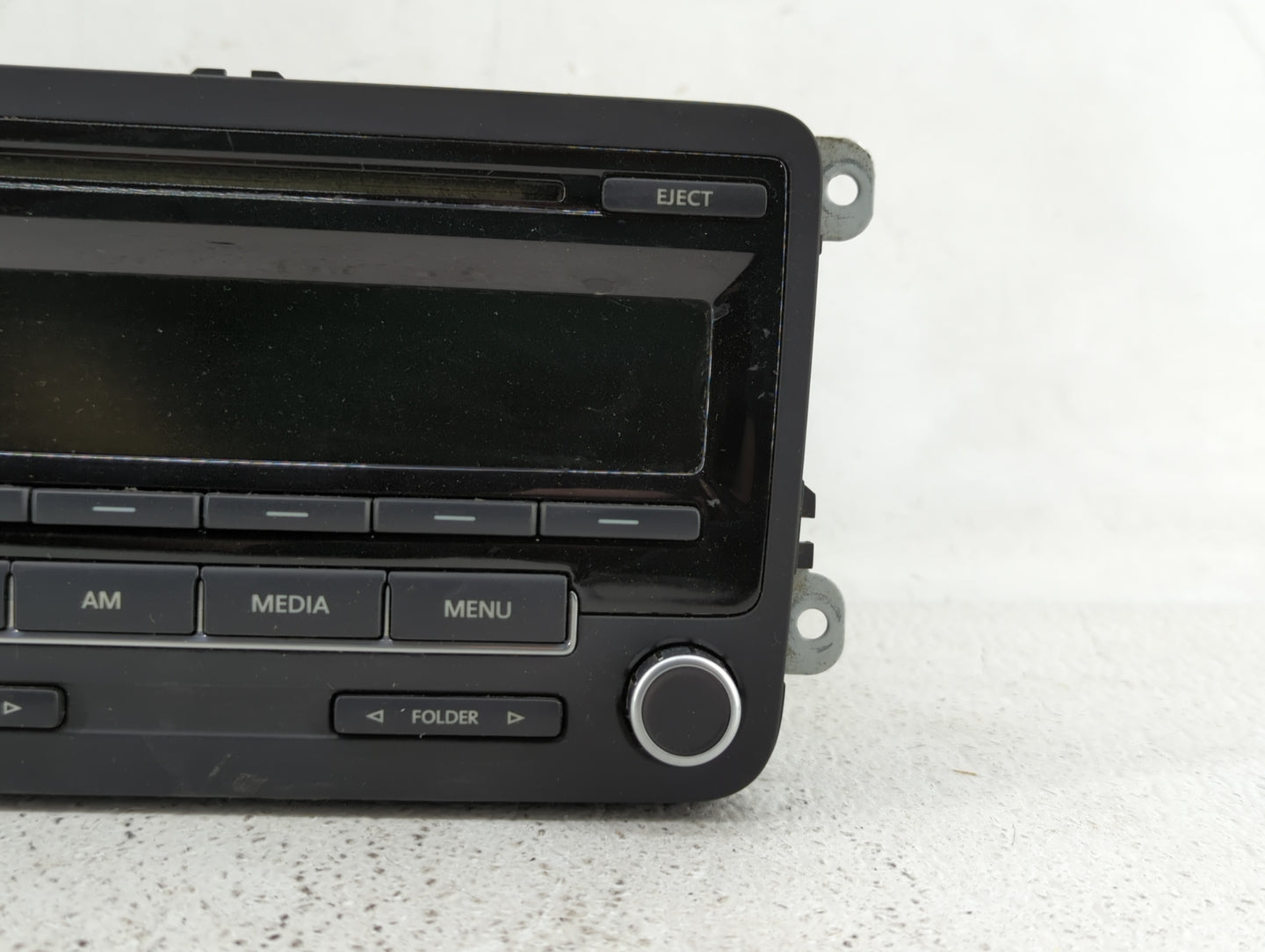 2012-2015 Volkswagen Passat Am Fm Cd Player Radio Receiver - Oemusedautoparts1.com